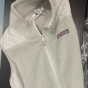 Women’s L white vest